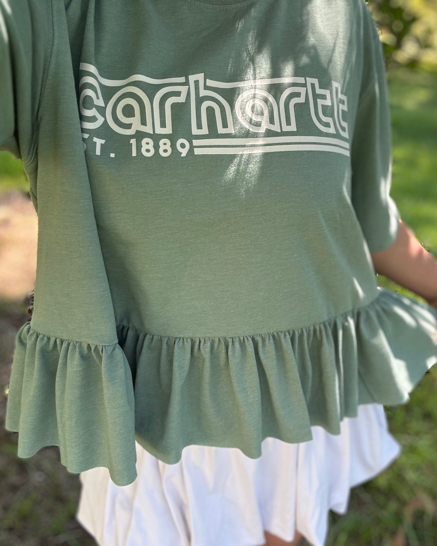 RTS Single Ruffle Logo Tee Large